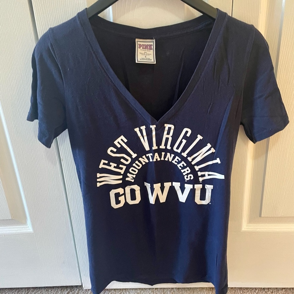 PINK WVU tee shirt
